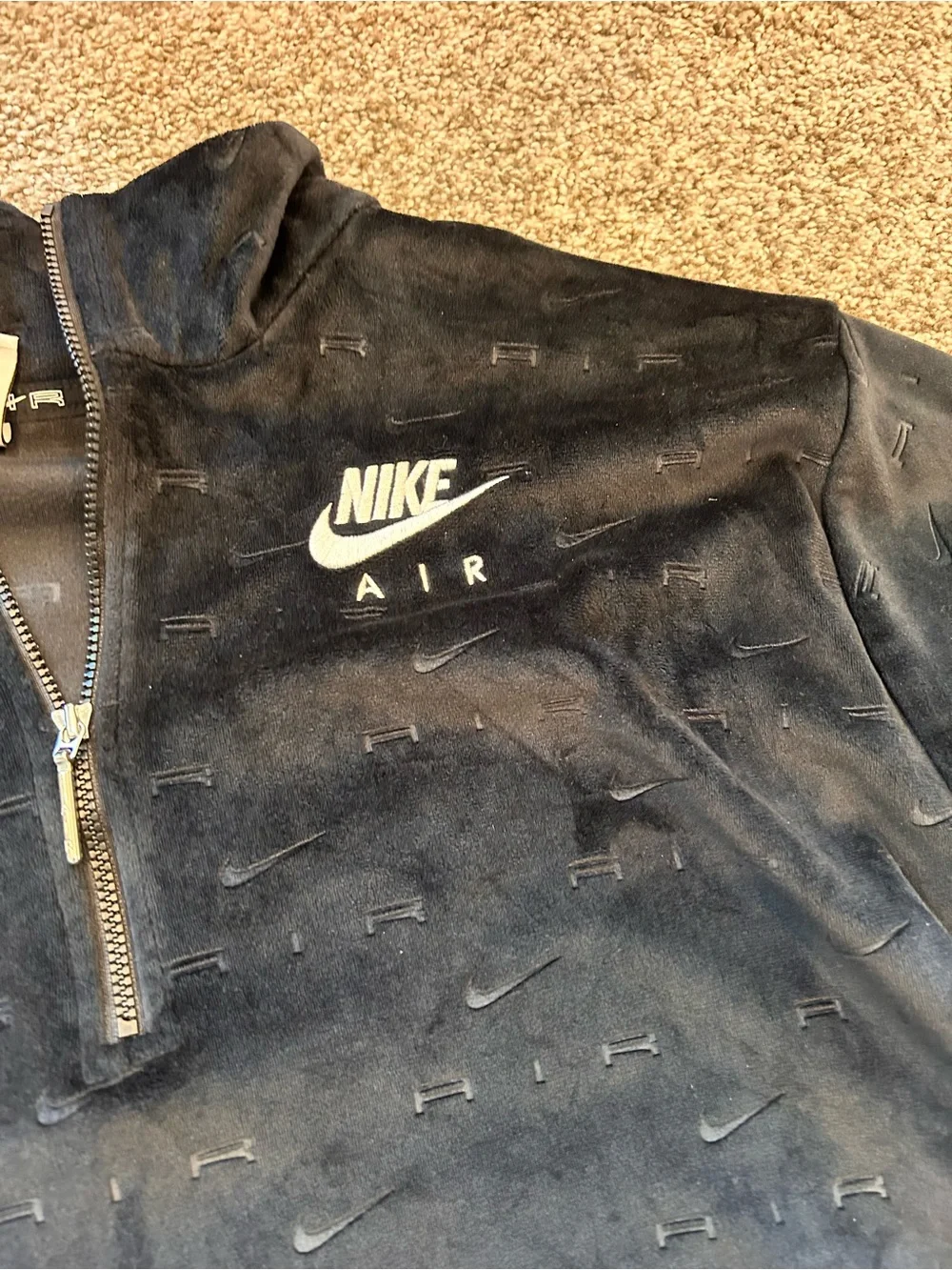 Nike Air Velour Embossed Logo 1/4 Pullover. Cropped. Sporty. EUC. SZ3X. Lounge